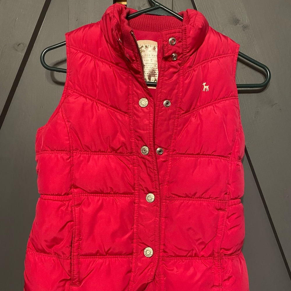 Girl’s Old Navy Puffer Vest